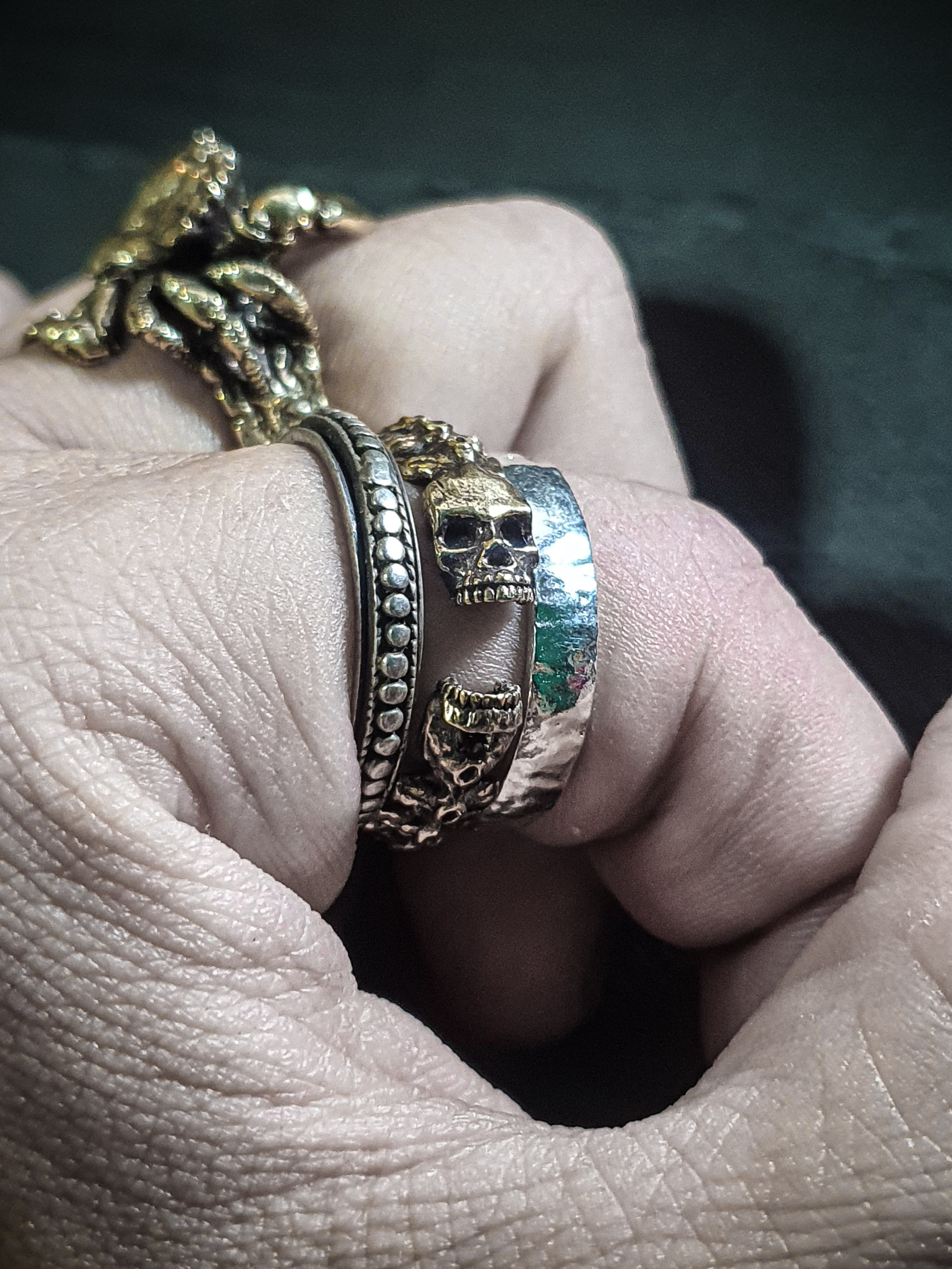 アクセサリー Gold&Silver Skull With Triangle WireRing Skull Band | Side Stacker Skeleton Spinal Cord