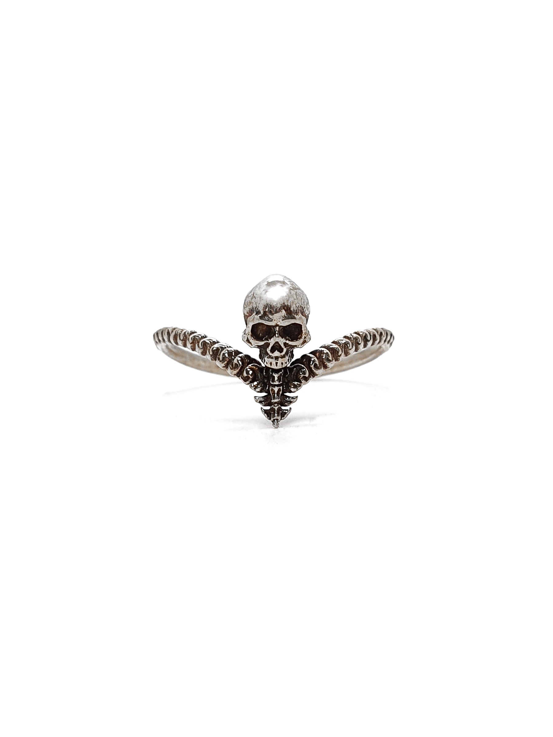 Skull Ring | V Shape Mini Midi