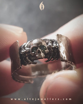 Skull Ring | Shield Wall
