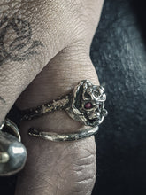 Skull Ring | Dainty Rose Skull