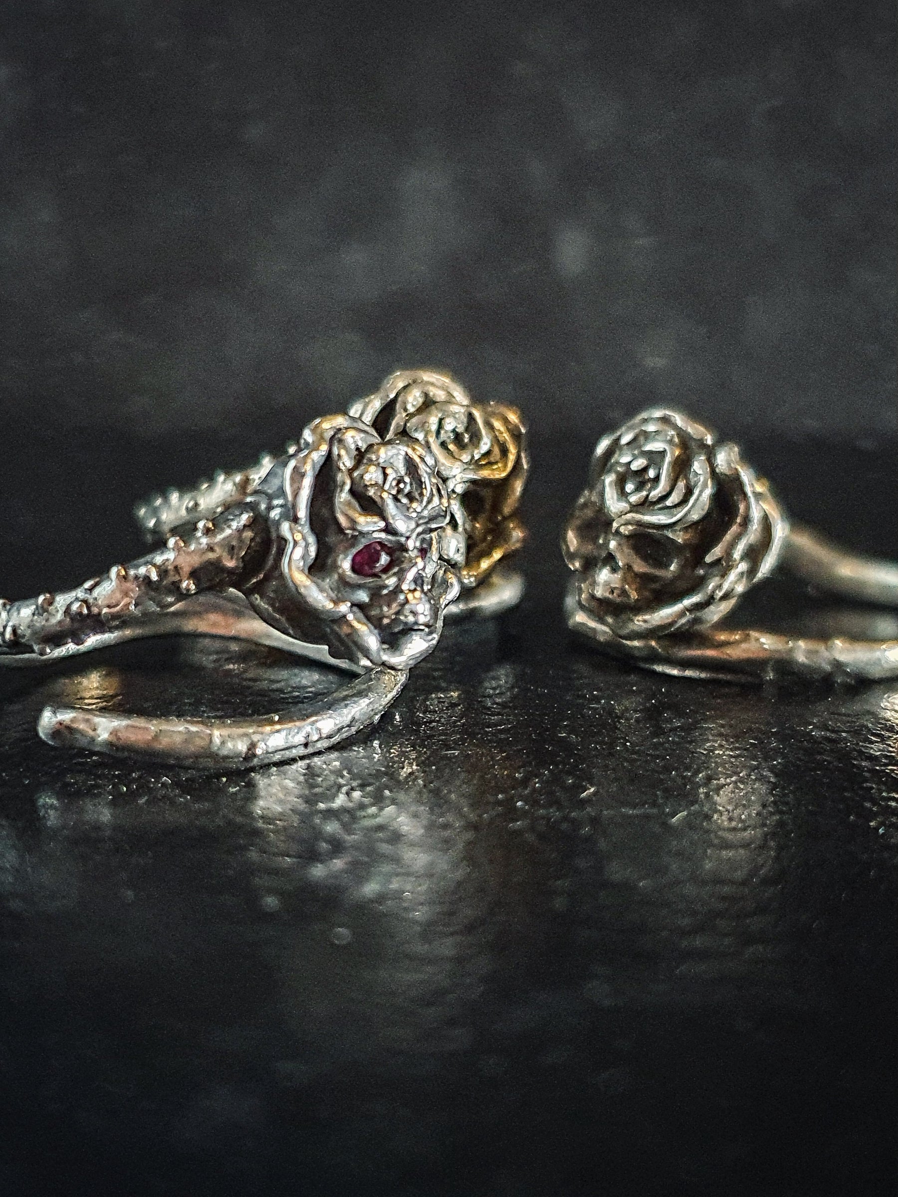 Skull Ring | Dainty Rose Skull