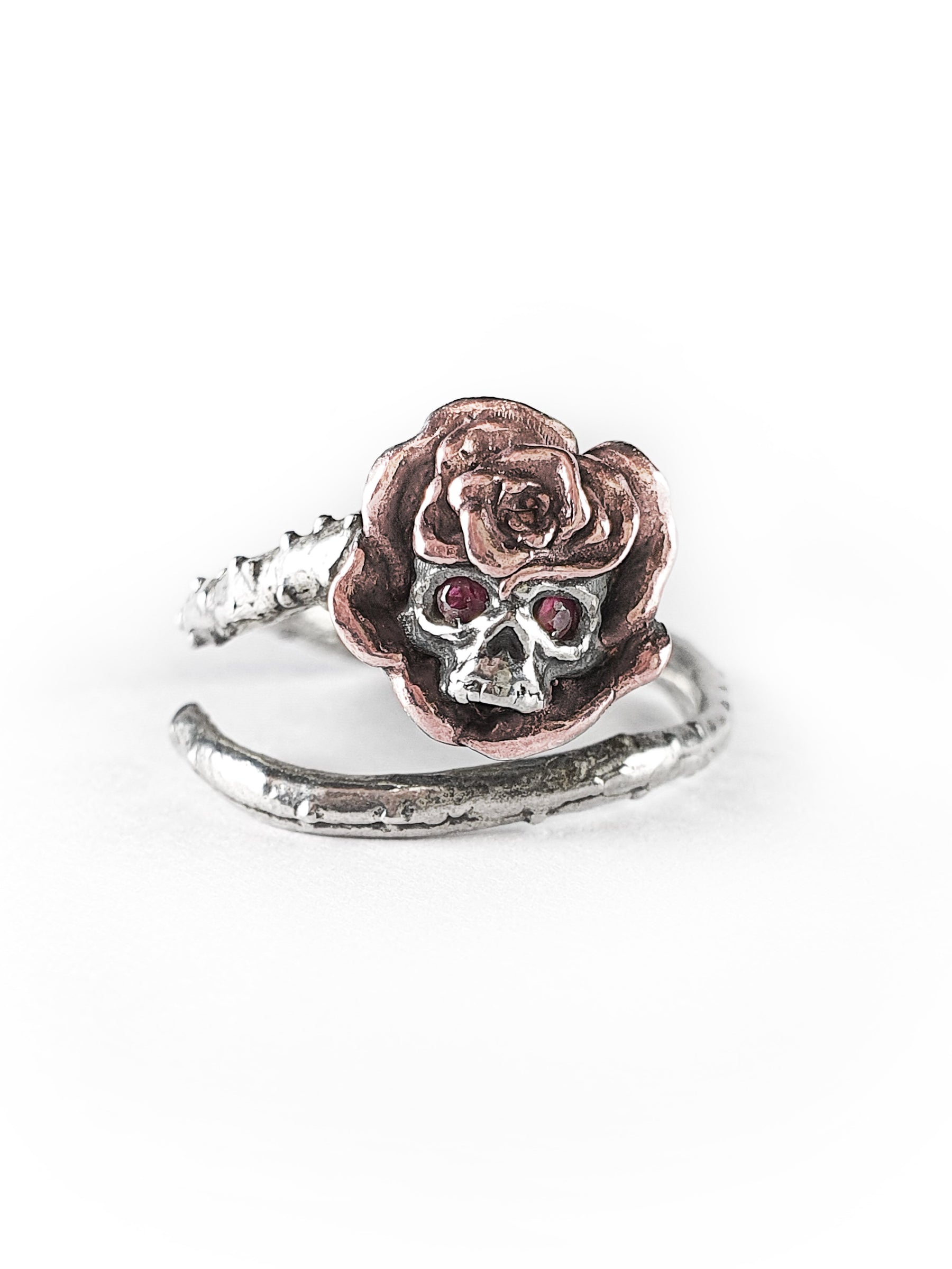 Skull Ring | Dainty Rose Skull