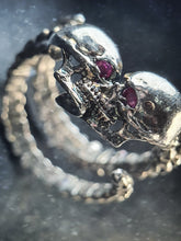 Skull Ring | Eternal Kiss