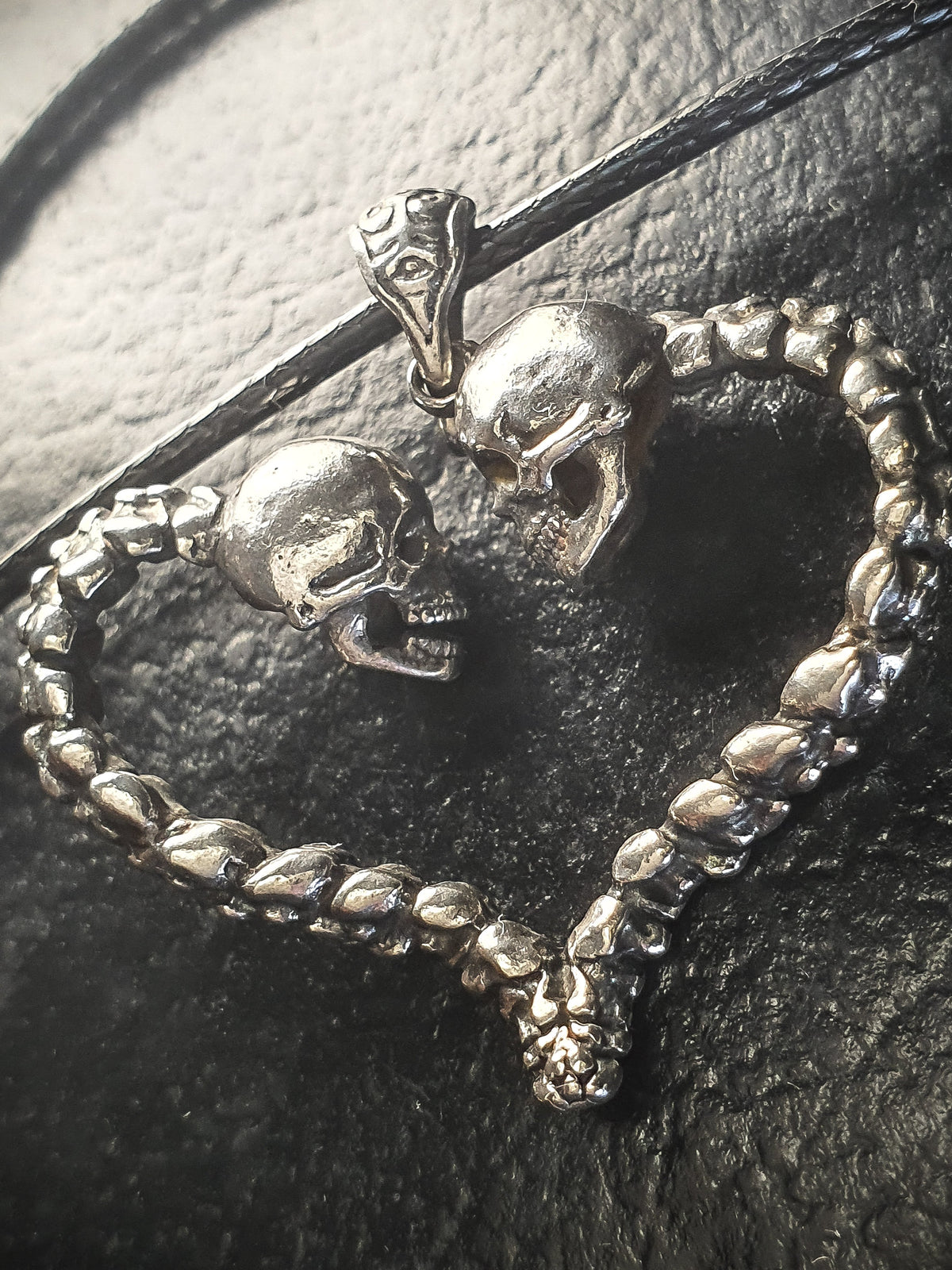 Skull Pendant | Lovers of Valdaro