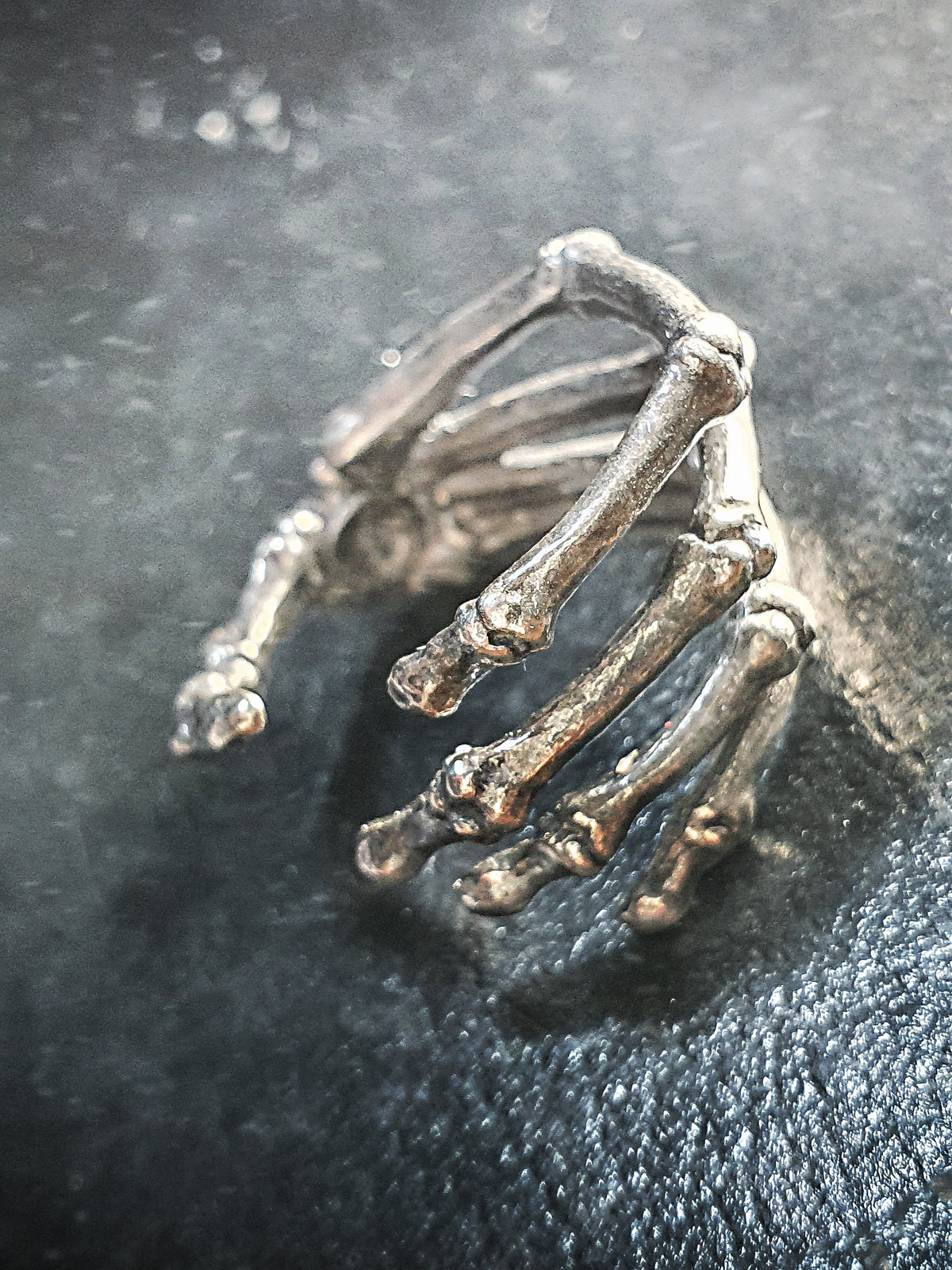 Skull Ring | Skeleton Hands