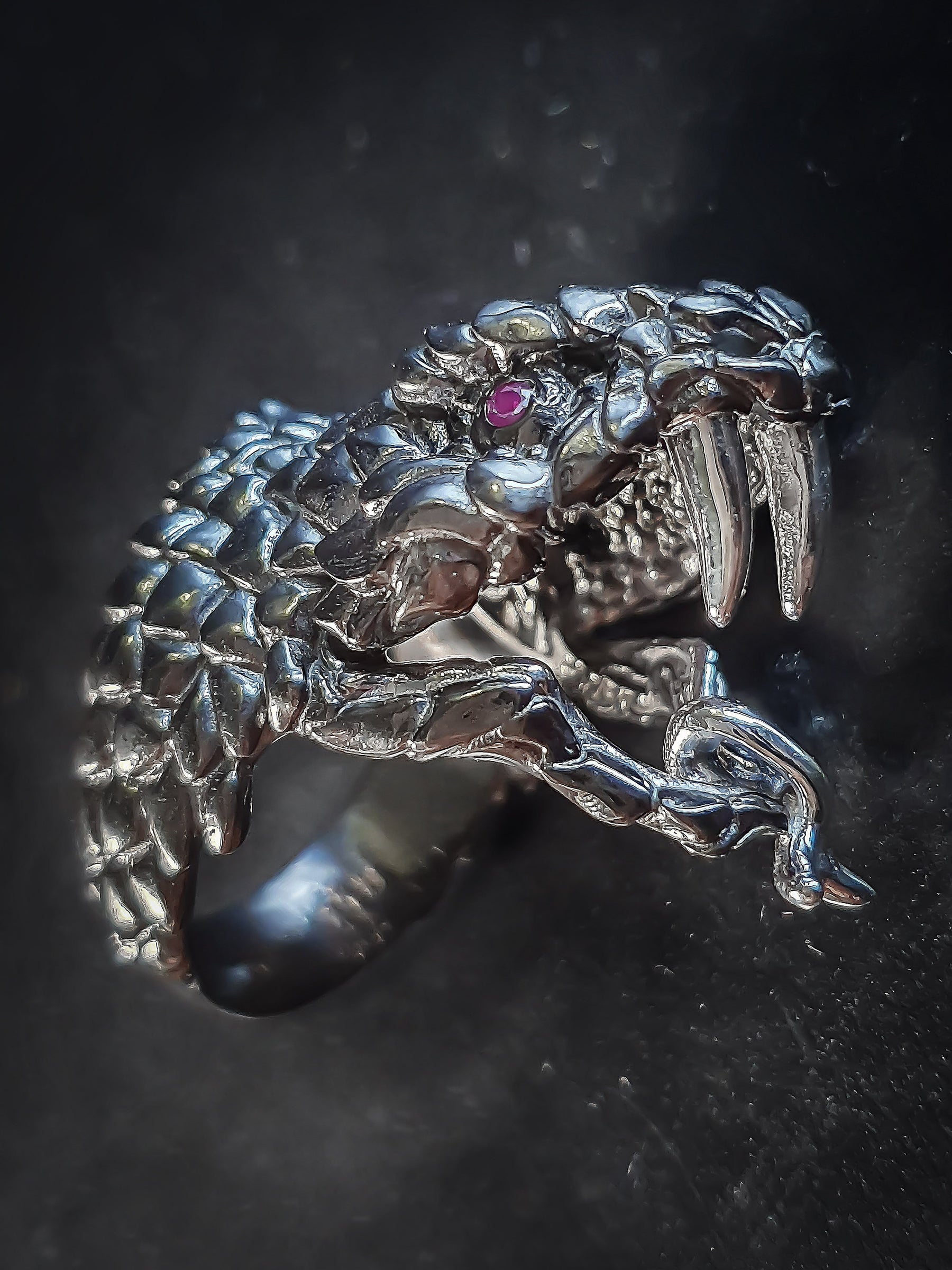 Beast Ring | Serpent Viper Snake