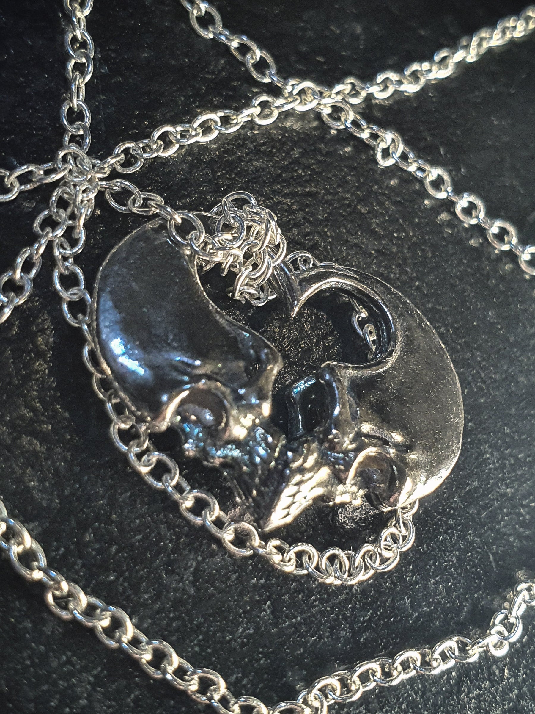 Skull Pendant | Heart