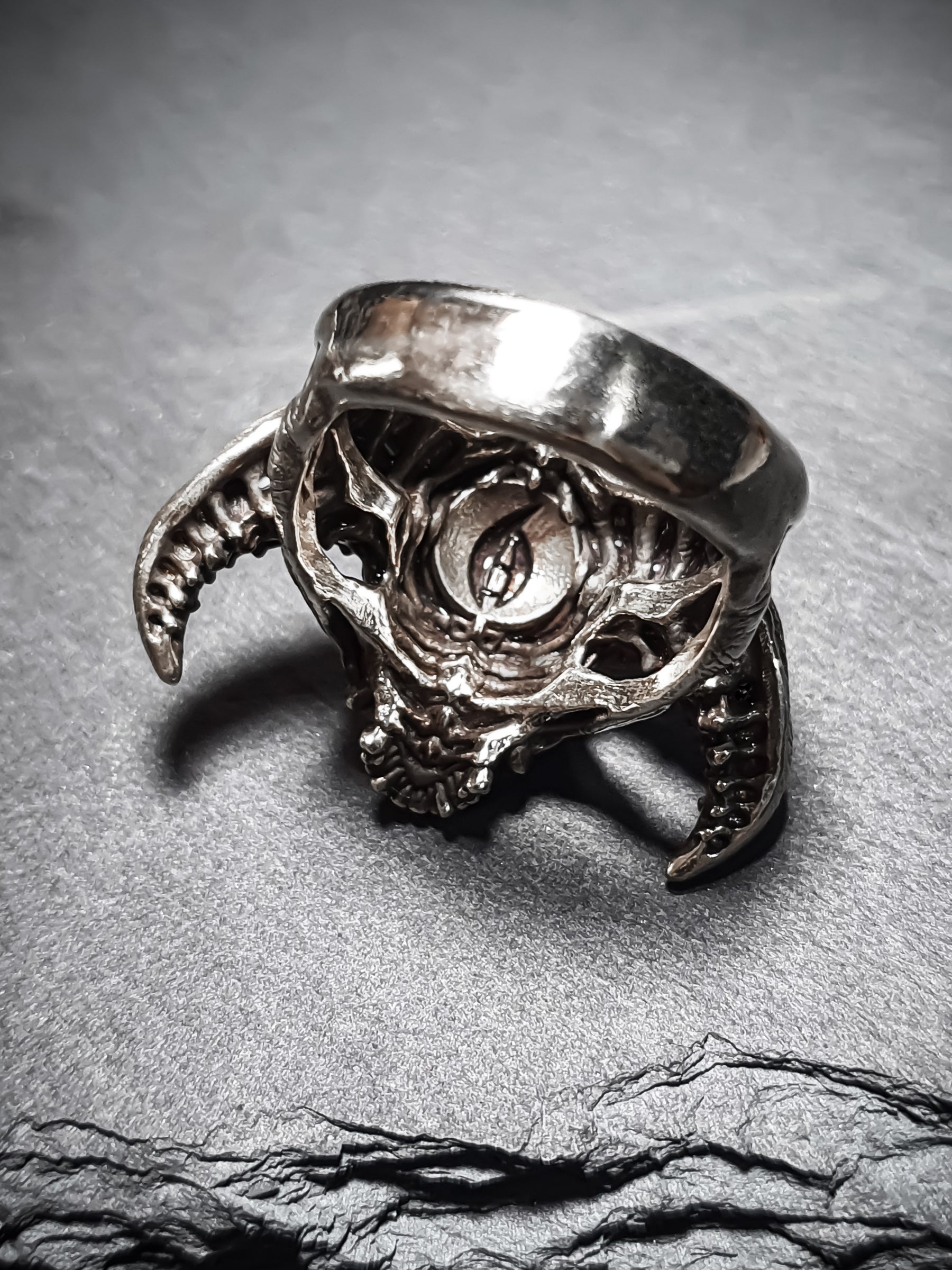 Skull Ring | Horned Diablo