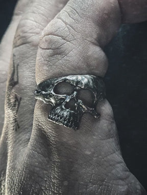 Skull Ring | Slanted Stacking
