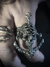 Skull Ring | Corrupted Pirate Anchor
