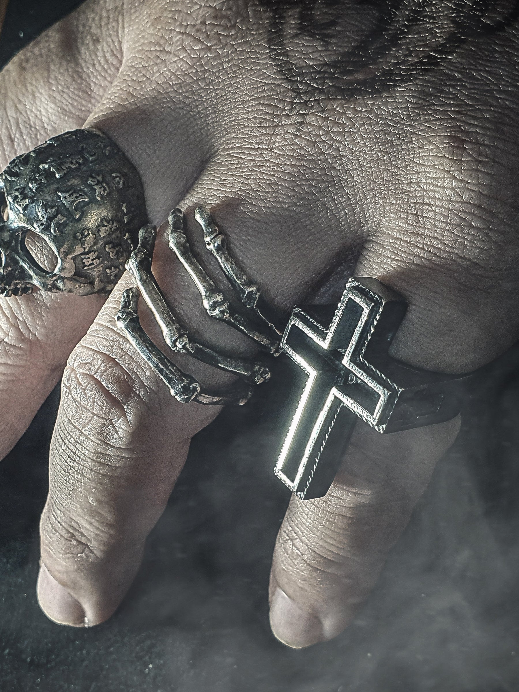 Cross Ring | Hollow