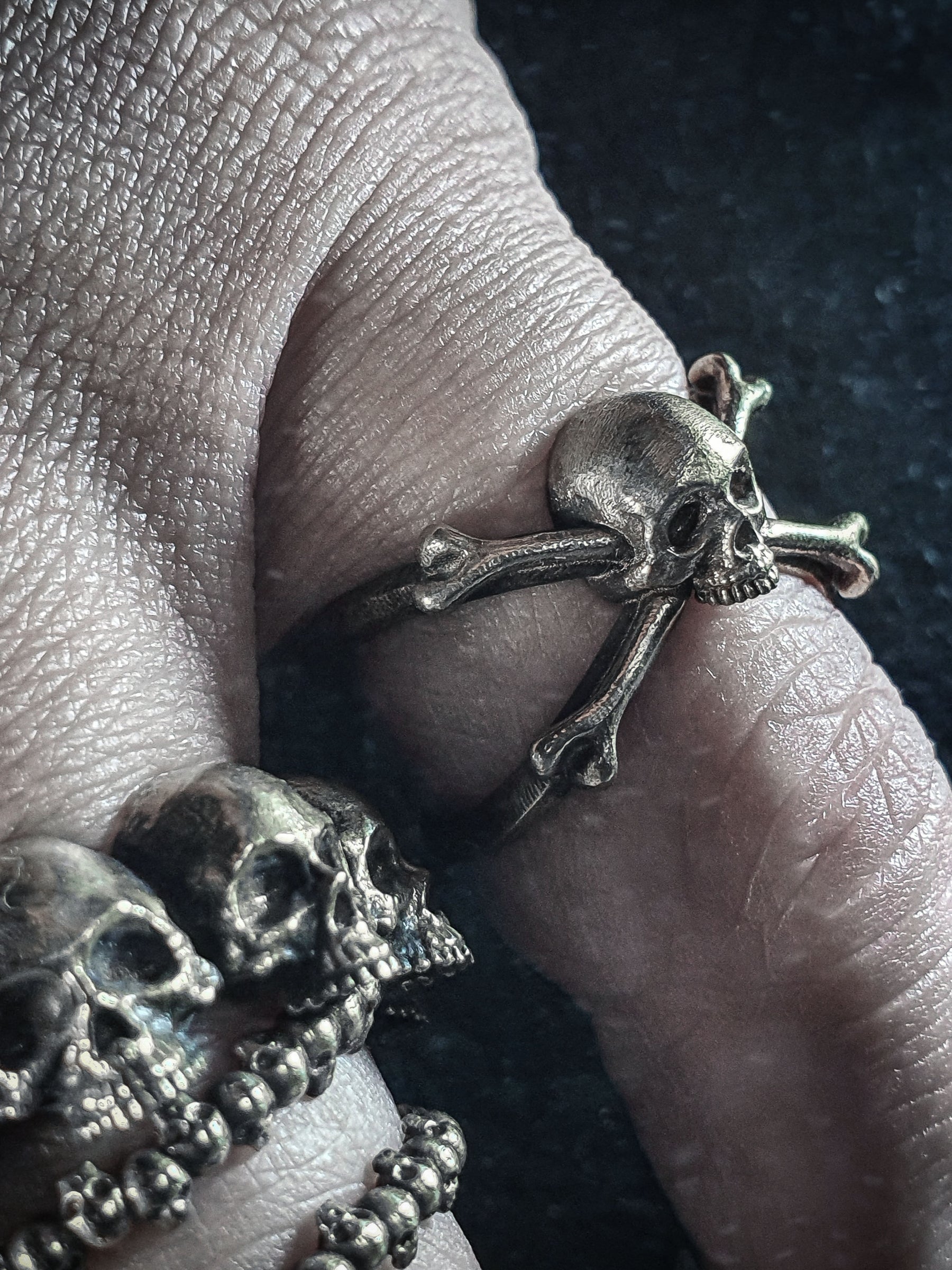 Skull Ring | Adjustable CrossBones with X Frame