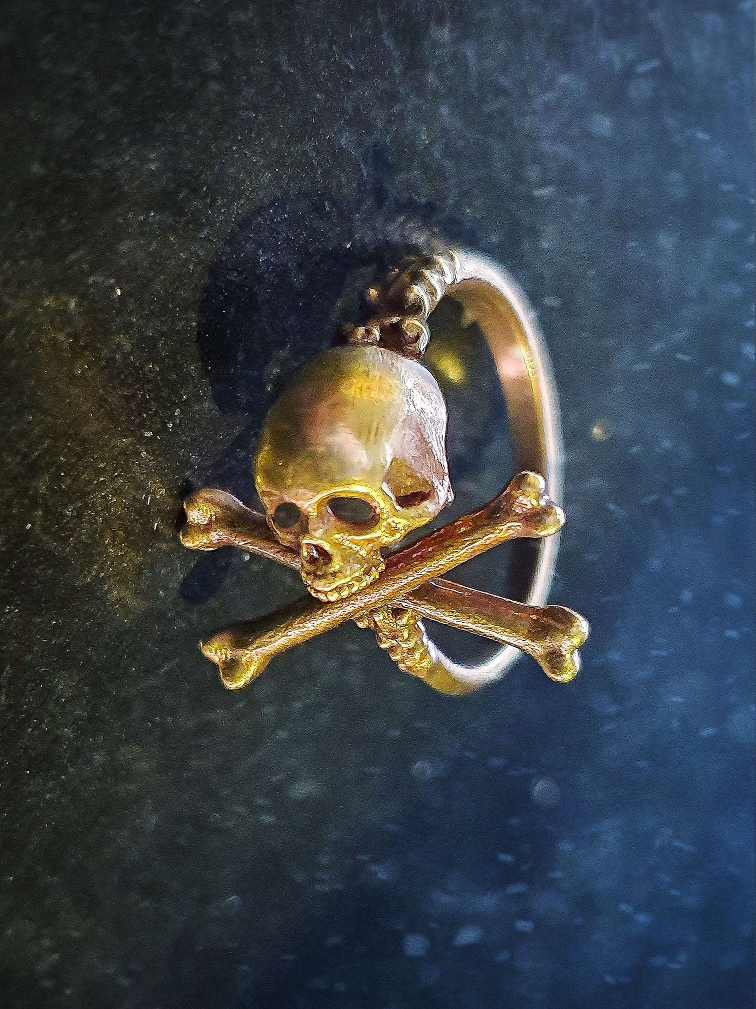 Skull Ring | Dainty CrossBones