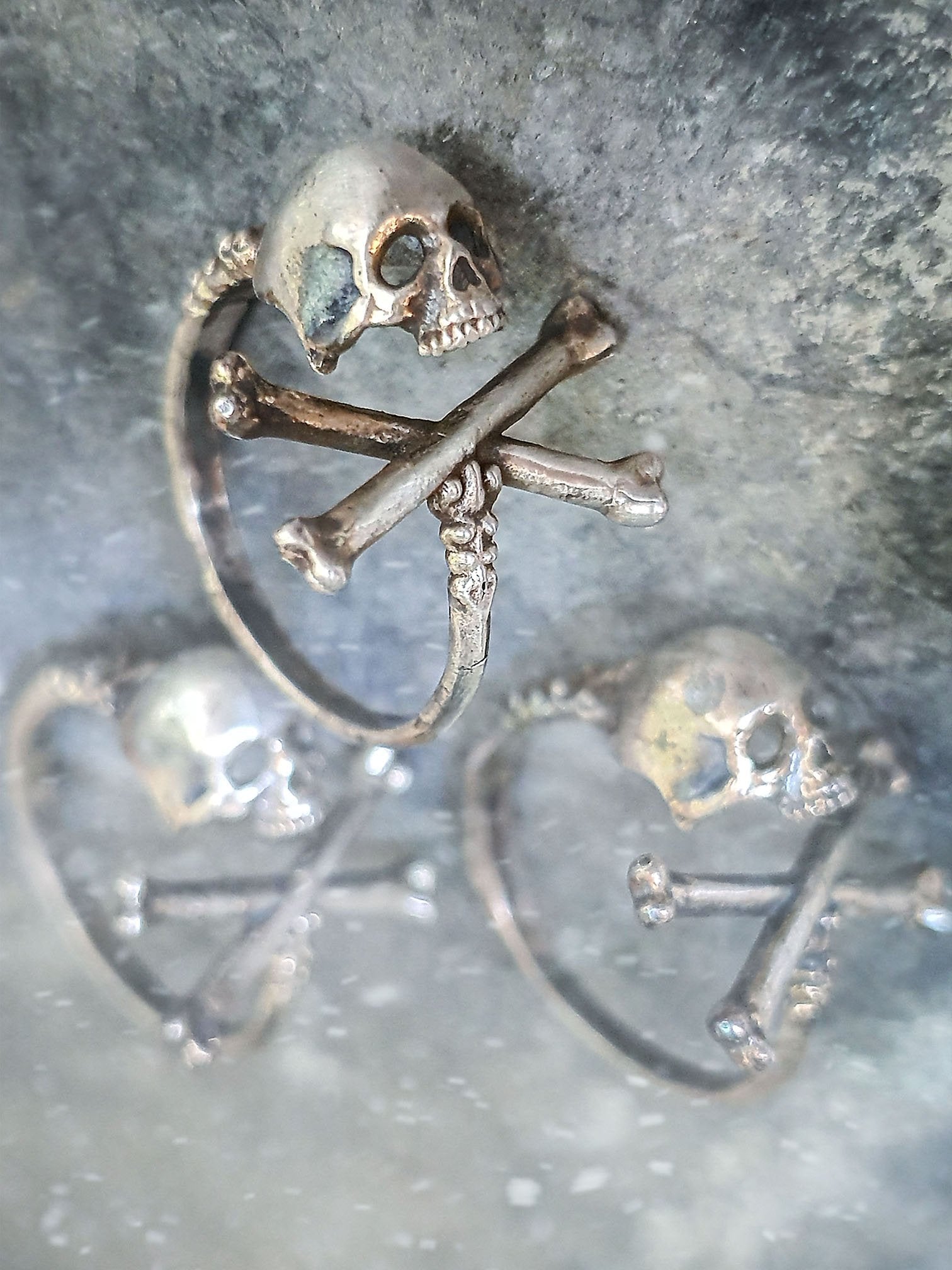 Skull Ring | Dainty CrossBones