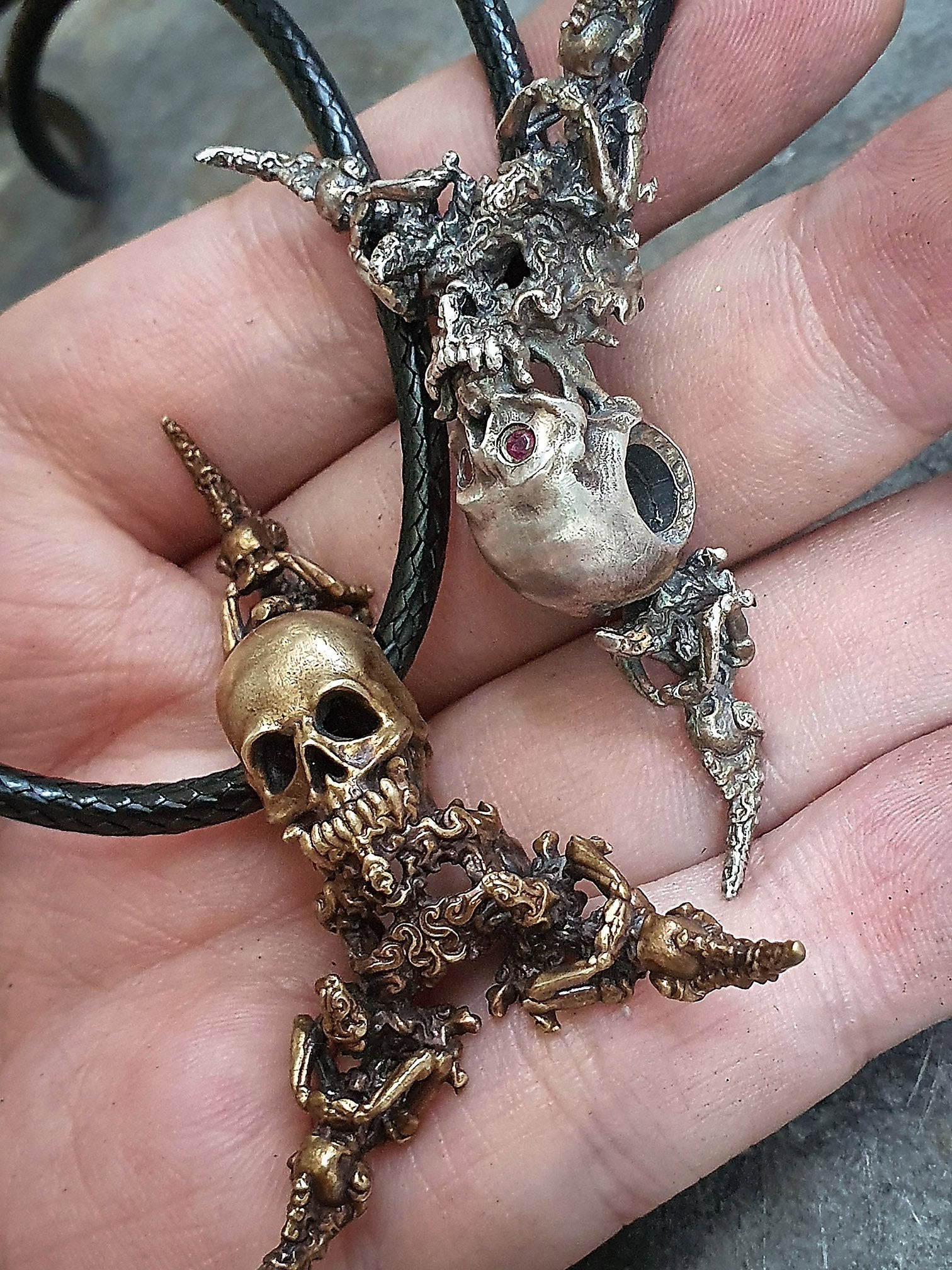 Skull Pendant | Evil Within