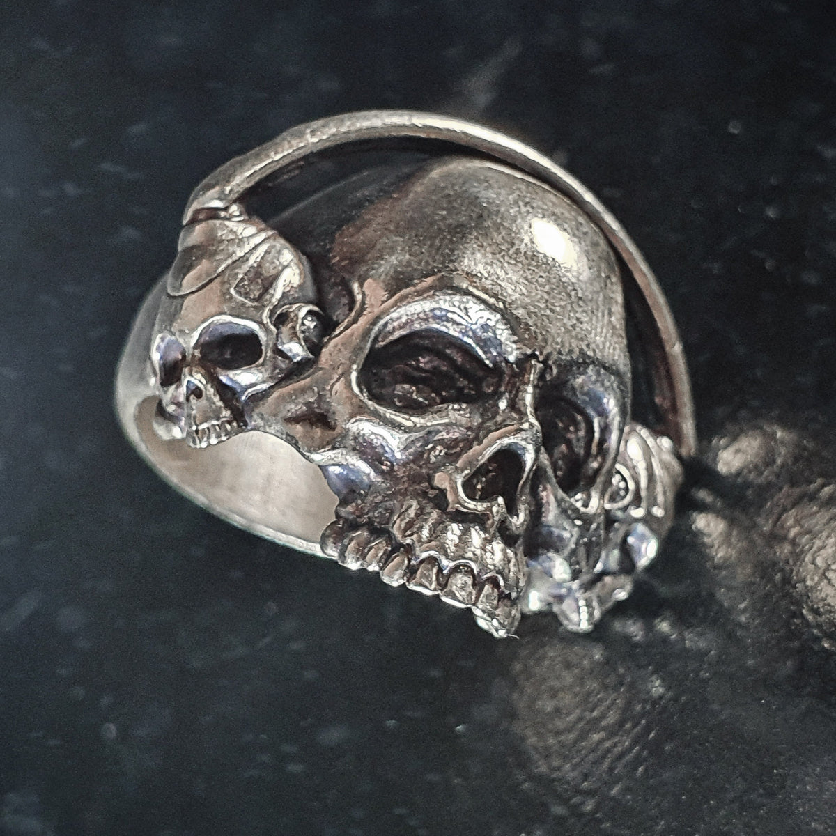 HeadphoneMusicskullRing033024x