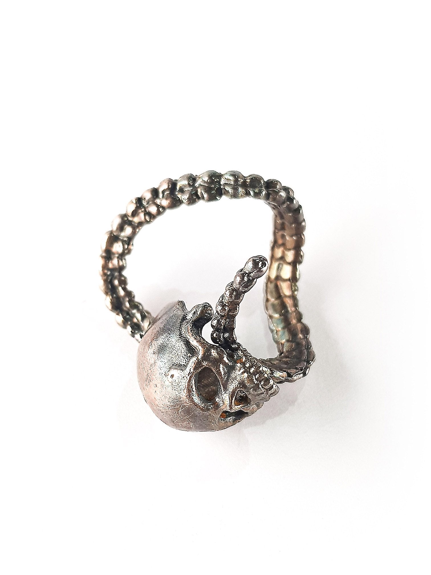 Skull Ring | Krasue