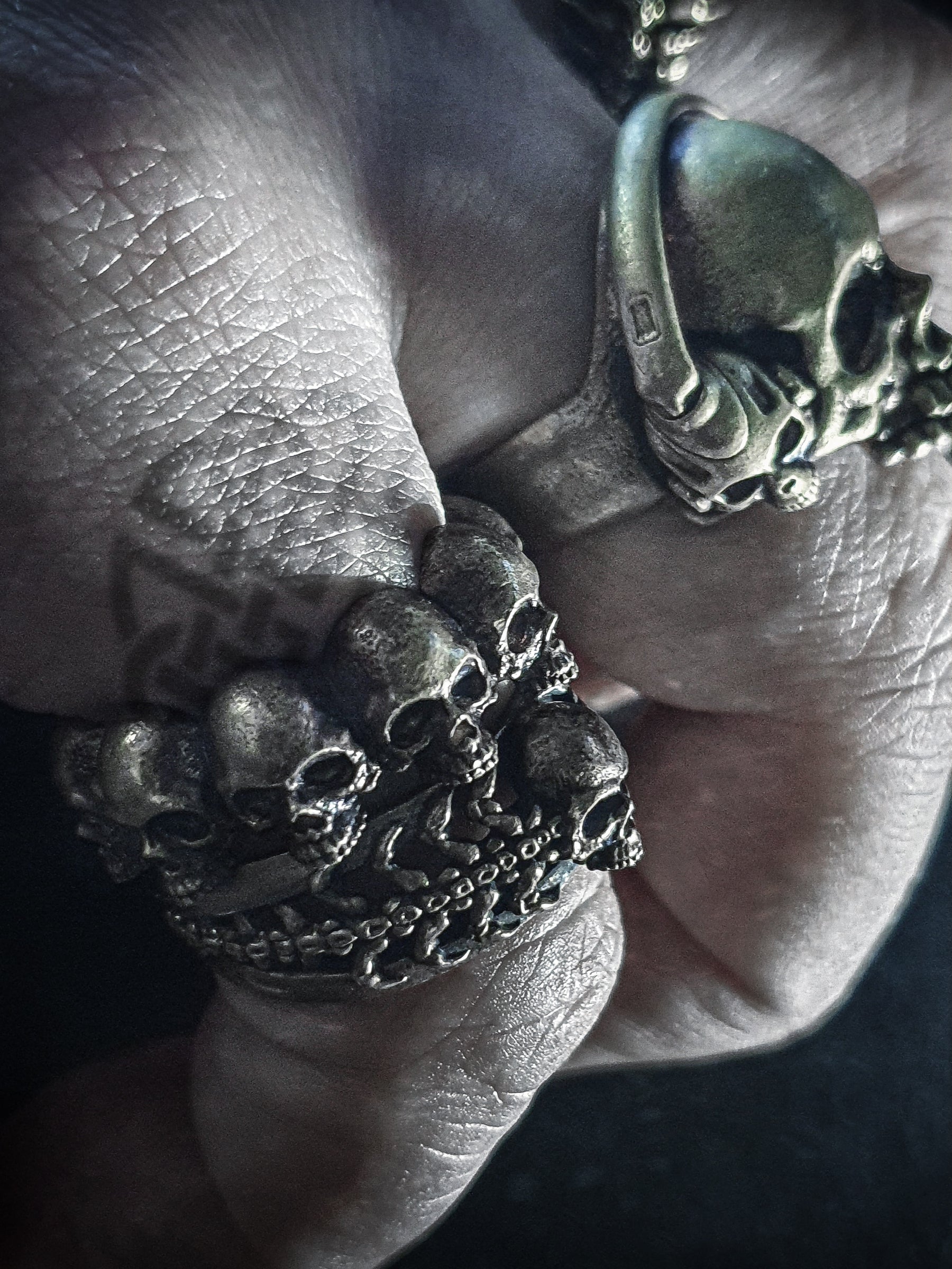 Skull Ring | Nine head adjustable Stacker