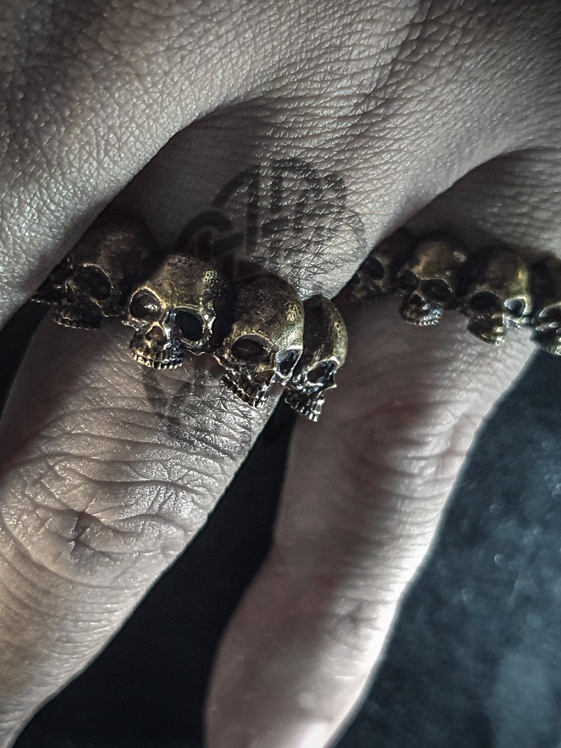 Skull Ring | Nine head adjustable Stacker