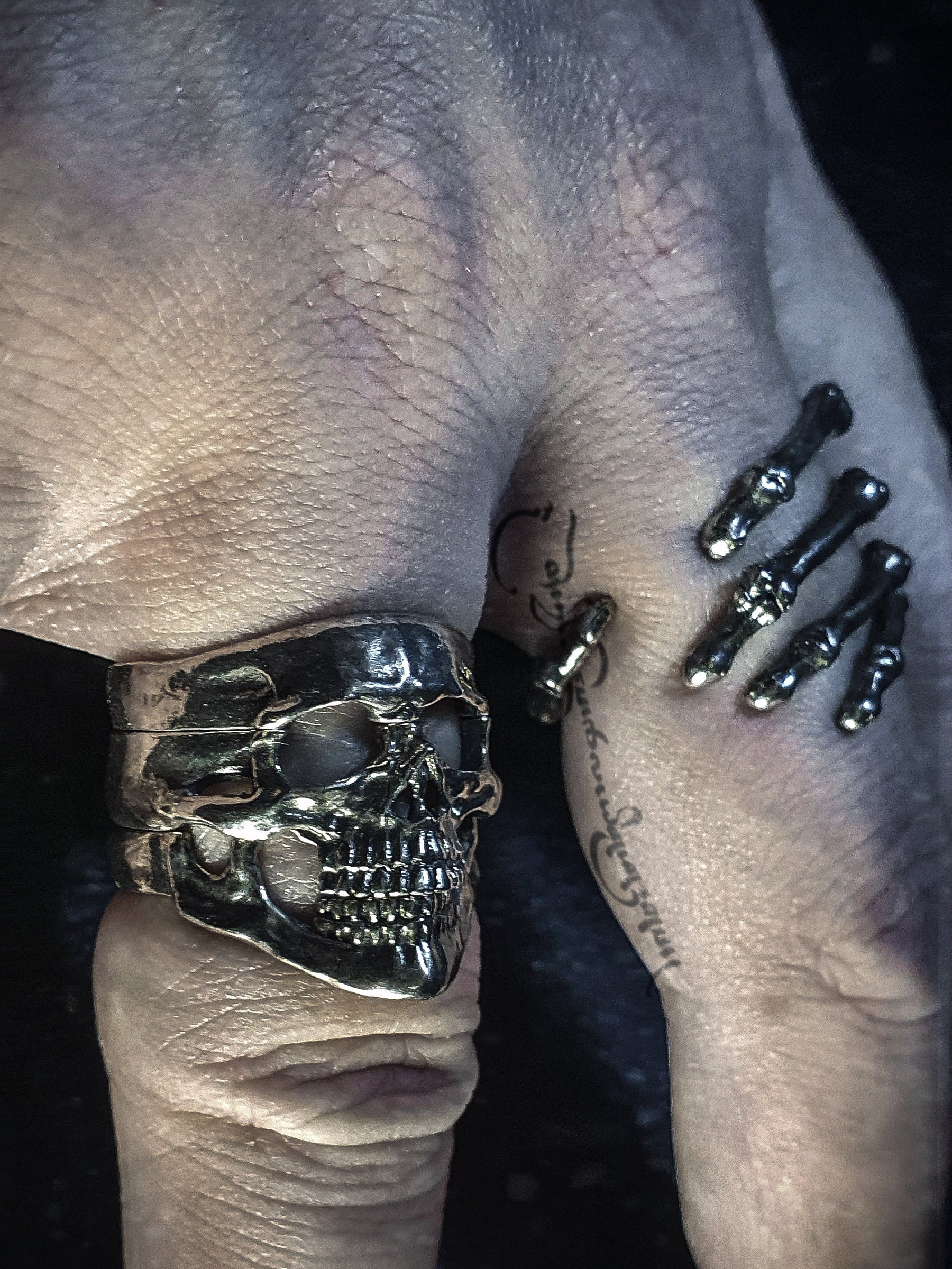 Skeleton Hand Stainless Steel Ring Wearing Little Skull Rings
