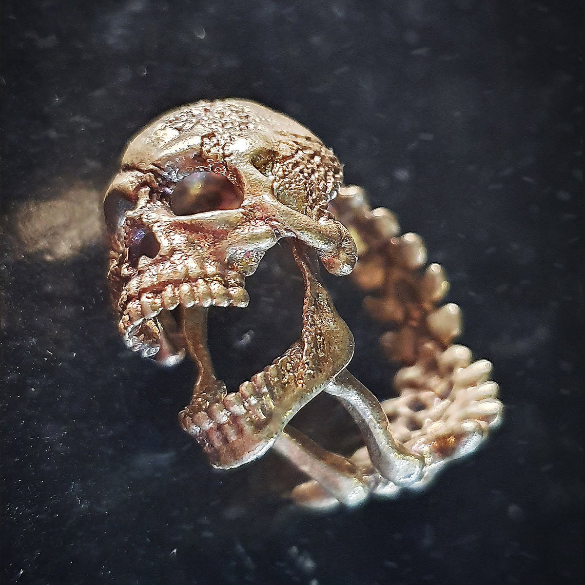 小物 SUPREME supreme skull bell ring Supreme Skull Bell Keychain Silver - SS25 - US