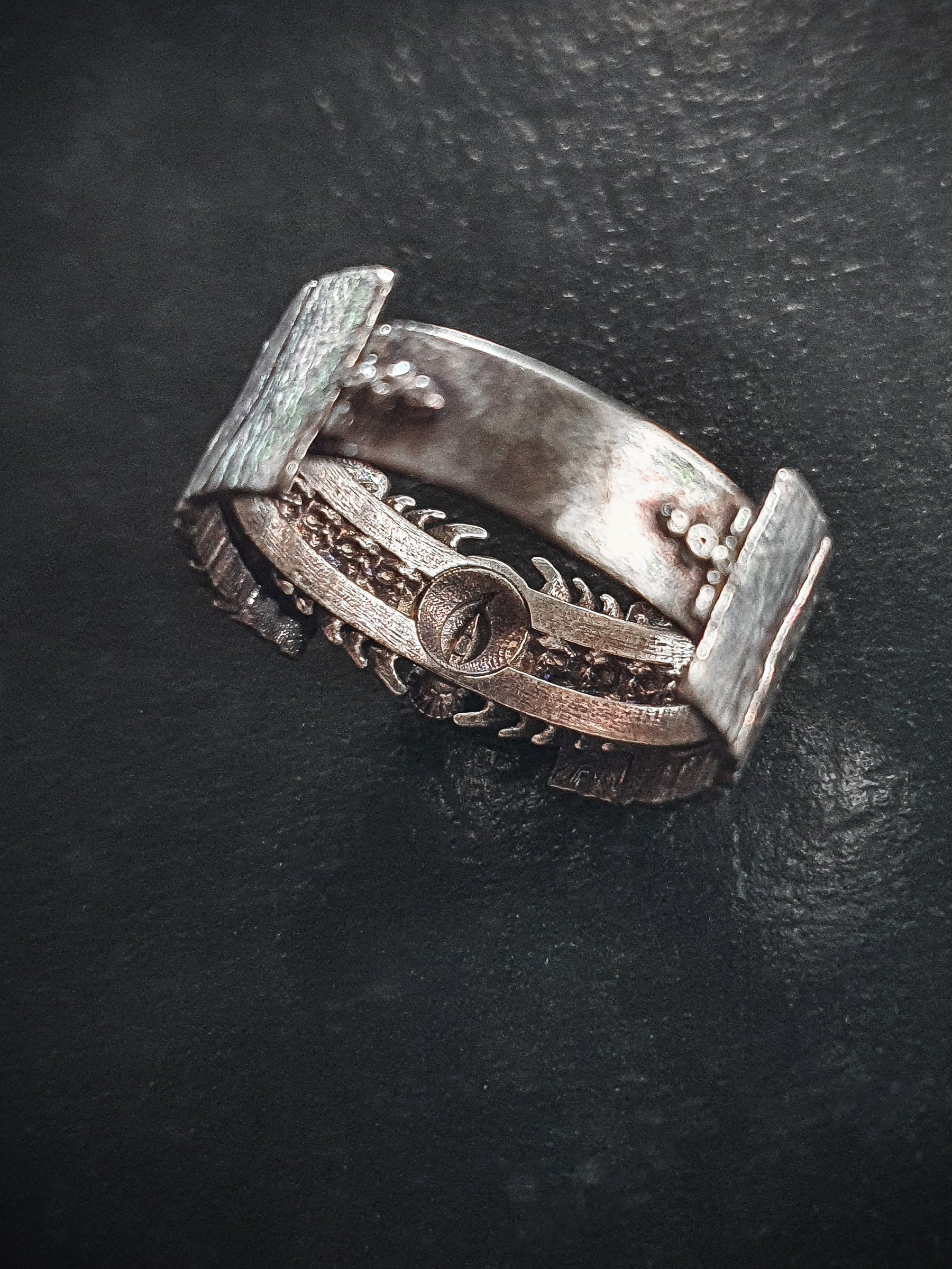 Skull Ring | Shield Wall