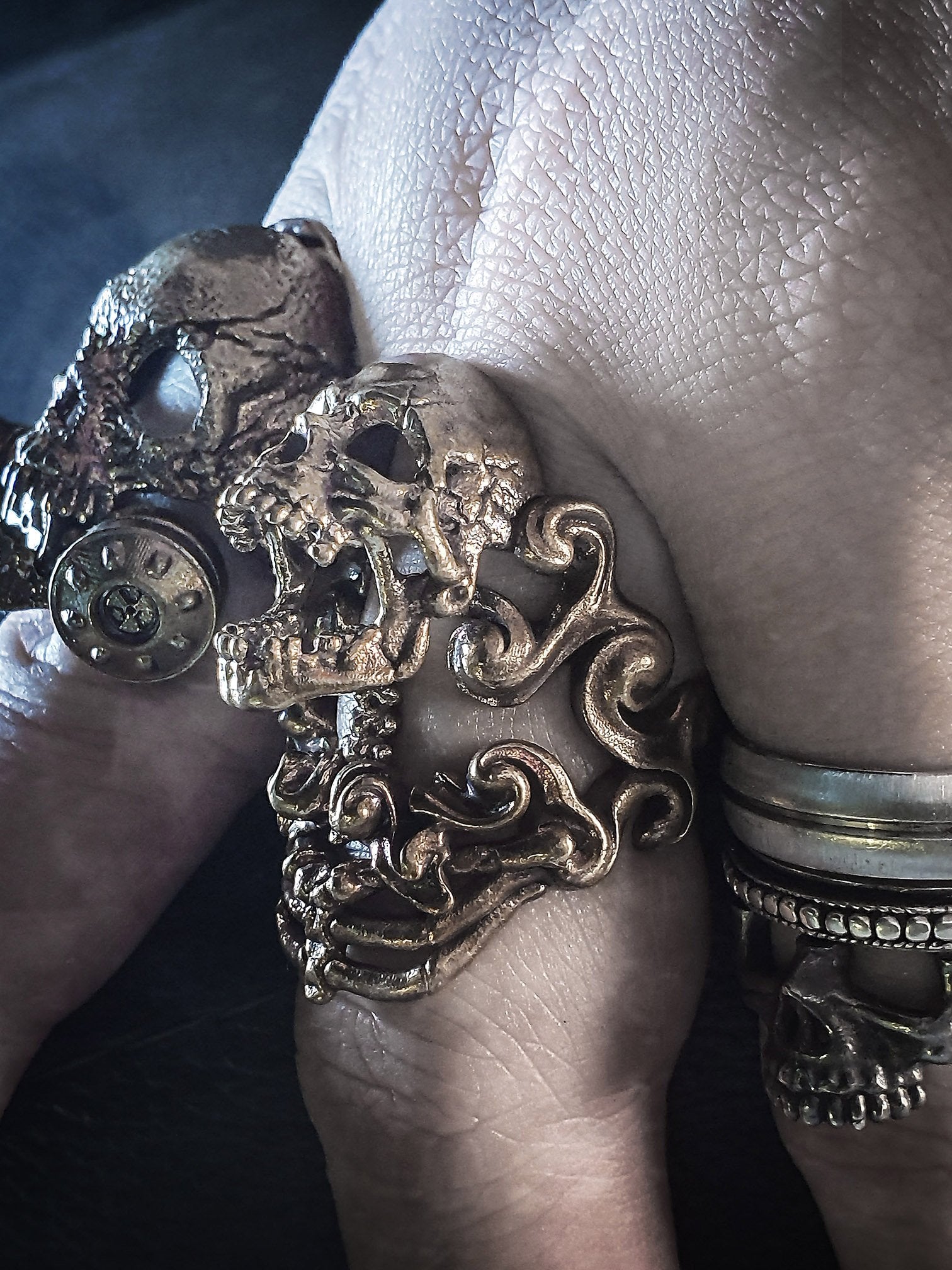 Skull Ring | Water Spectral