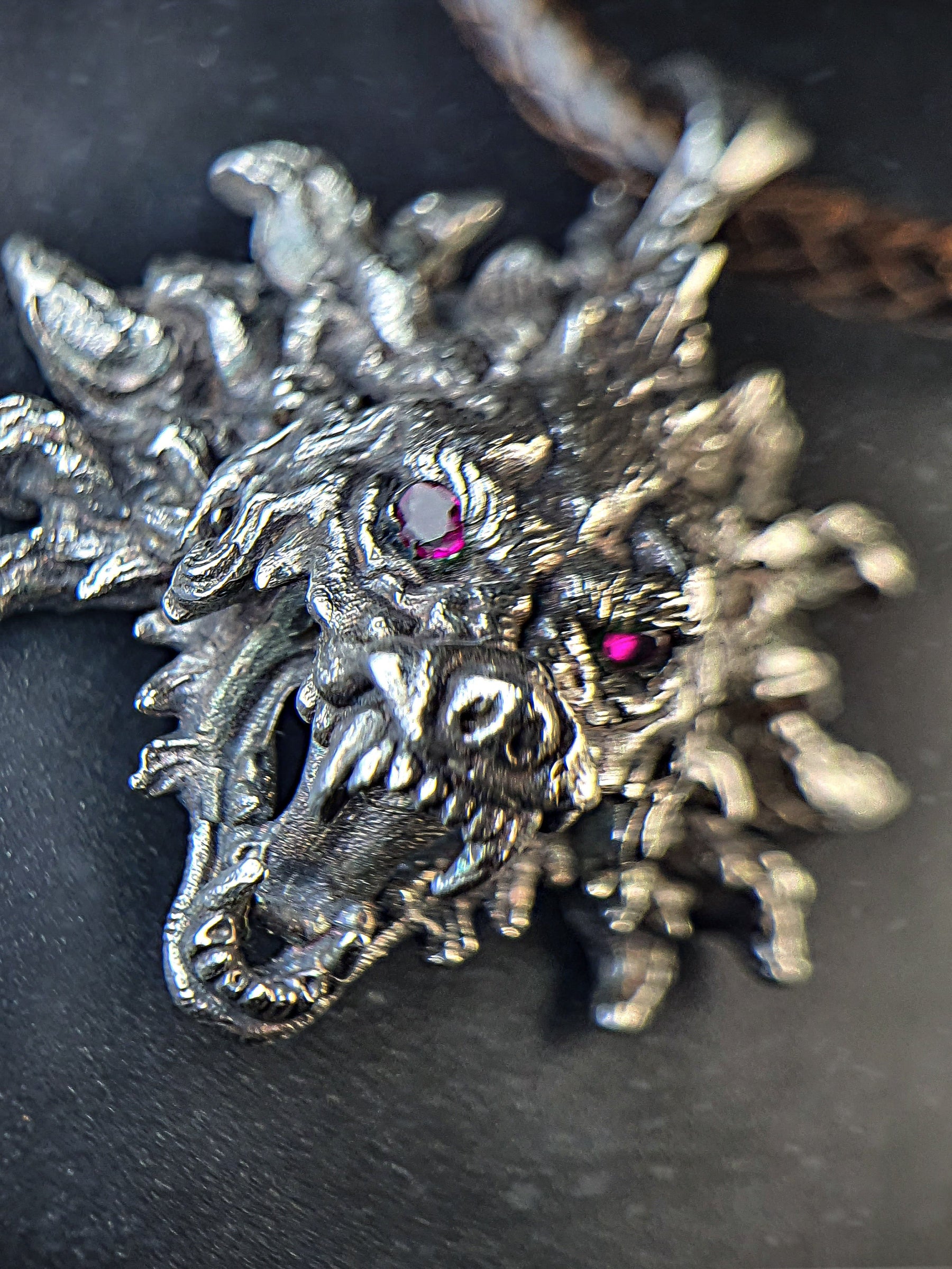 Beast Pendant | Wolf Savage