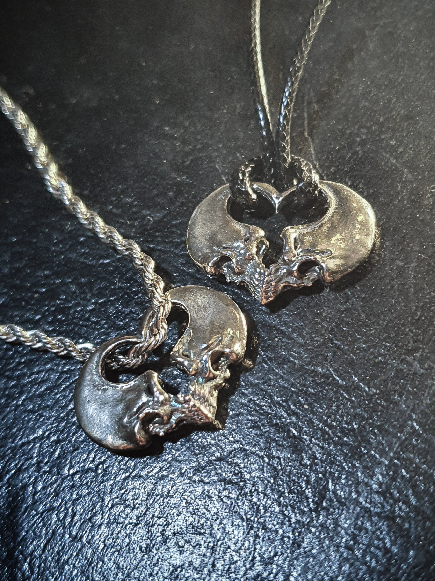 Skull Pendant | Heart